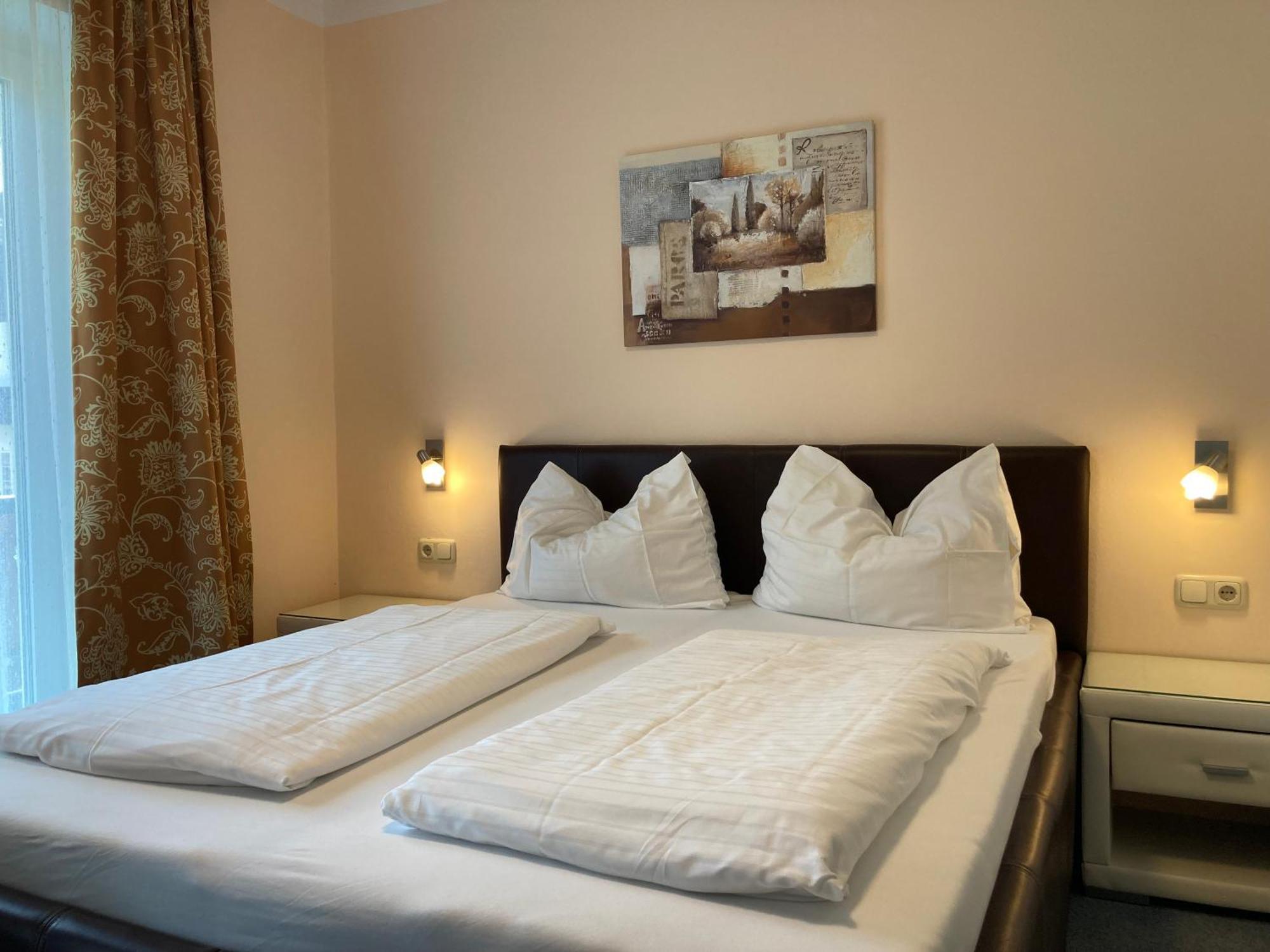 Hotel Seerose Wolfgangsee Saint Wolfgang Rum bild