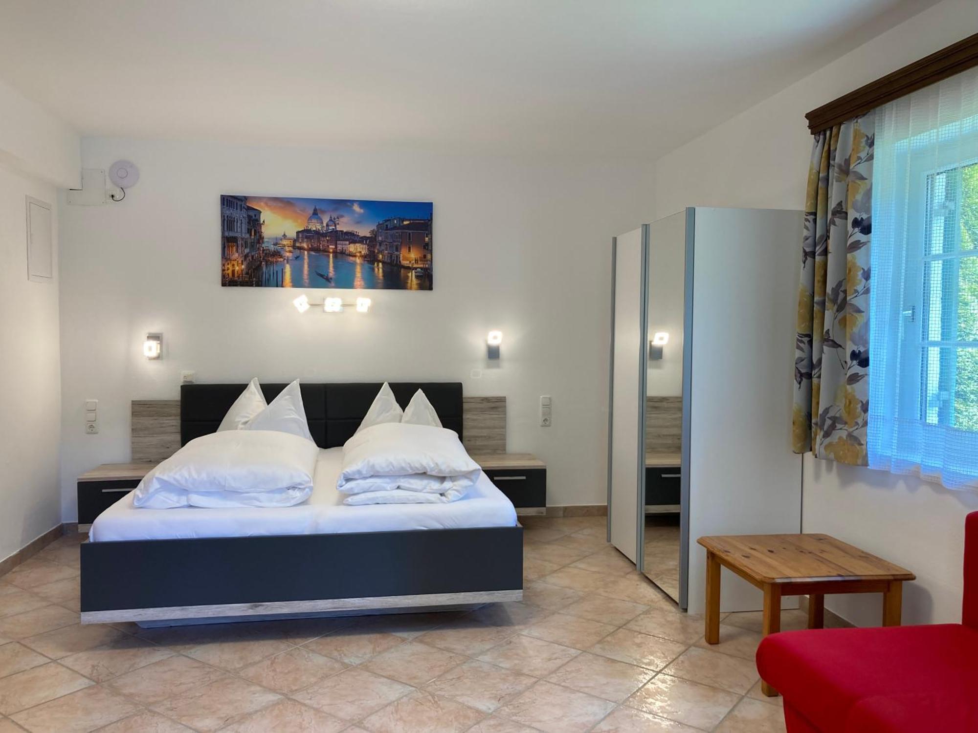 Hotel Seerose Wolfgangsee Saint Wolfgang Rum bild